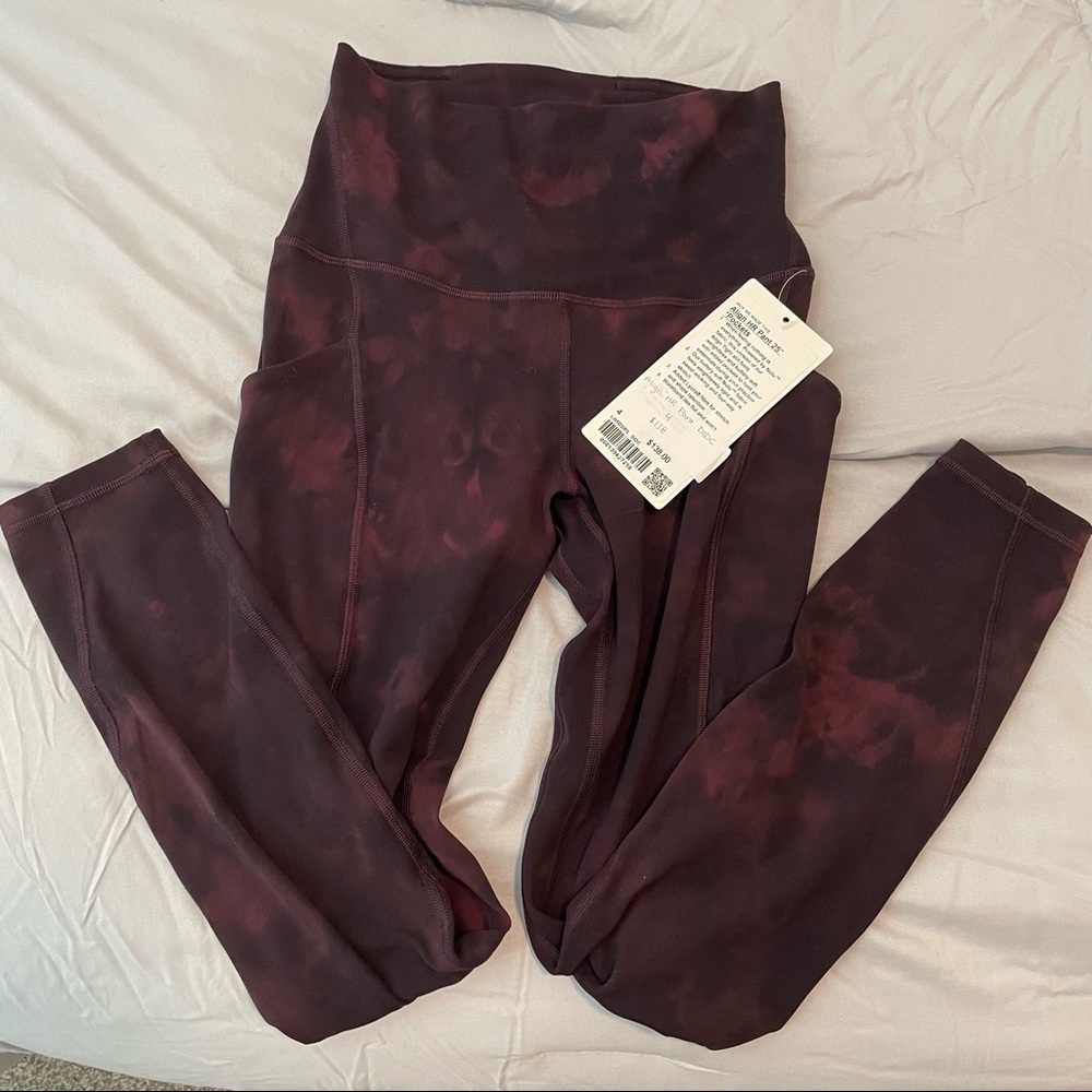 NWT Lululemon Align 28” diamond dye with pockets